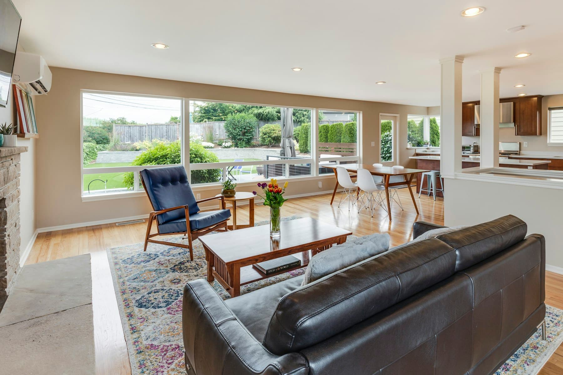 Well-planned living space with clear circulation and balanced furniture layout